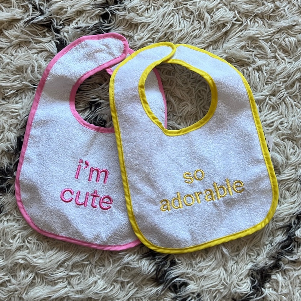 NWOT • Bib set